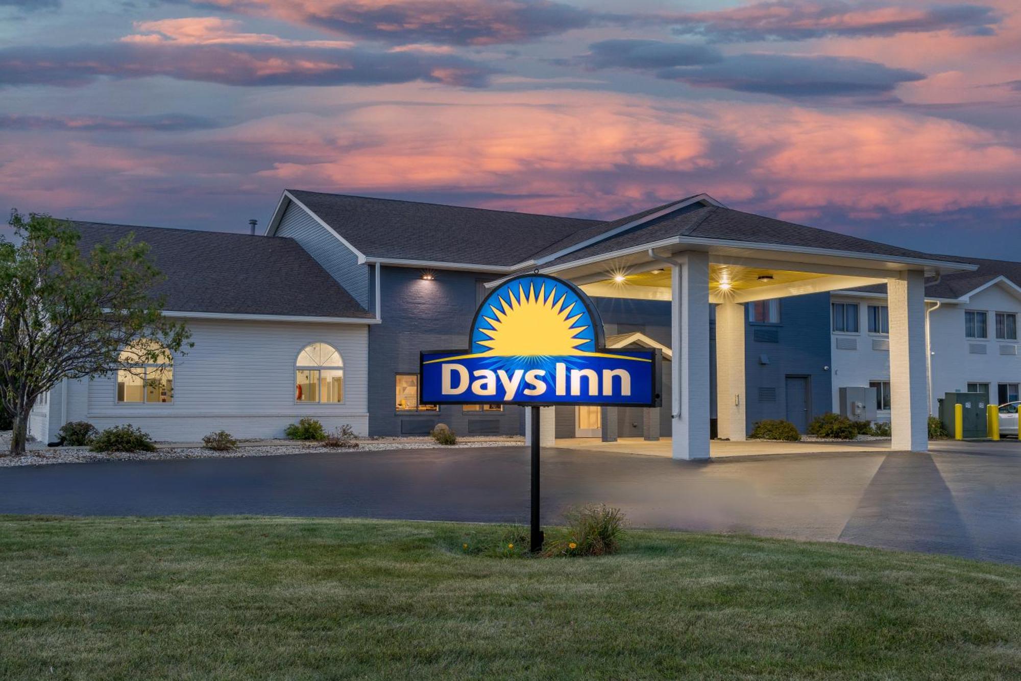 Days Inn By Wyndham Racine/Sturtevant Eksteriør bilde